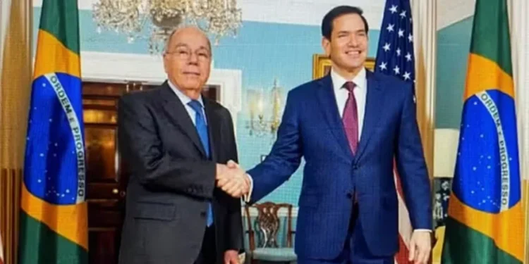 Ministro das Relações Exteriores, Mauro Vieira, e o secretário de Estado americano, Marco Rubio — Foto: Reprodução
