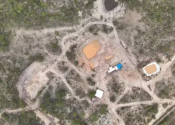 Polícia Militar Ambiental localizou área de extração de ouro ilegal em Natividade — Foto: Divulgação/PMTO