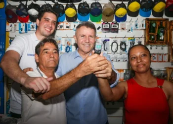 Eduardo Siqueira Campos entrega nova estrutura da Arca de Taquaralto – Foto Lia Mara