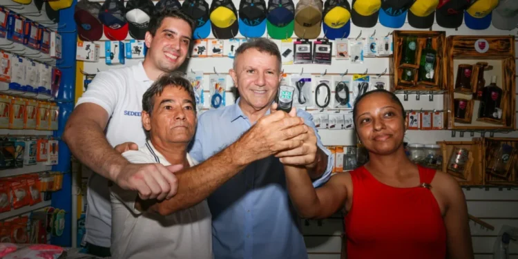 Eduardo Siqueira Campos entrega nova estrutura da Arca de Taquaralto – Foto Lia Mara