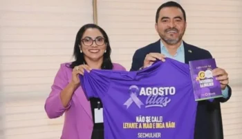 O governador do Tocantins, Wanderlei Barbosa, reconduziu Berenice de Fátima Barbosa Castro Freitas ao comando da Secretaria de Estado da Mulher (SecMulher)