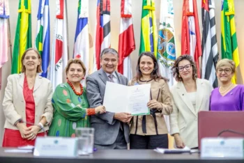 Polyanna Siqueira Campos ao lado do ministro Wellington Dias, da ministra Márcia Lopes e de outras representantes do governo federal – Foto Roberta Aline MDS