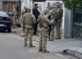 Cumprimento de mandados de busca e apreensão em Cuiabá — Foto: Divulgação/Polícia Civil