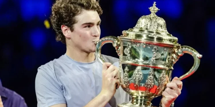 Reprodução / Instagram / Swiss Indoor