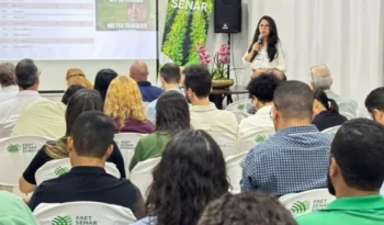 Gerente do grupo ABC+TO, Marla Guedes, faz abertura da reunião, destacando avanços e metas a serem seguidas. (Foto: Esequias Araújo/Governo do Tocantins).