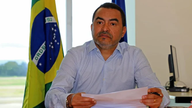 Governador Wanderlei Barbosa sanciona a LOA para o exercício financeiro de 2026 e a Lei de Revisão do PPA 2024/2027 - Crédito: Adilvan Nogueira/Governo do Tocantins