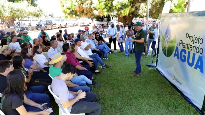 Governo do Tocantins celebrou a entrega da primeira etapa do Projeto Plantando Água que prevê a recuperação de 200 hectares de Áreas de Preservação Permanente (Crédito foto: Marcel de Paula/Governo do Tocantins)