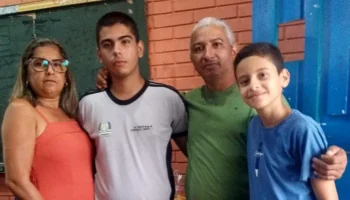 Fernando e sua família estão felizes com a conquista. Foto: divulgação/Seduc/Governo do Tocantins