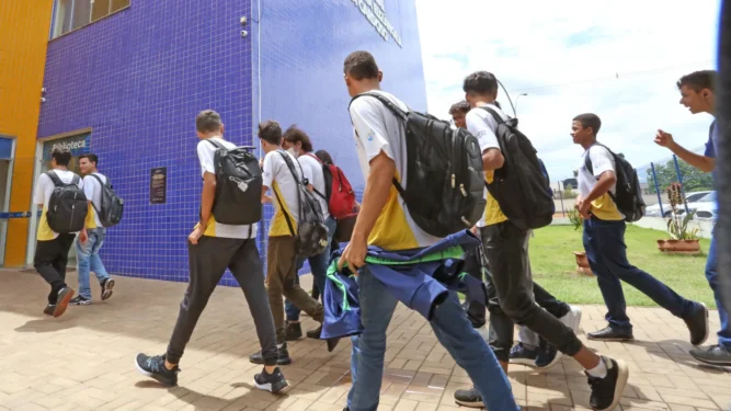 Efetivação presencial da matrícula deve ser realizada nos dias 15 e 16 de fevereiro