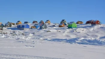 Com cerca de 56 mil habitantes, a ilha no Ártico não tem um comércio significativo com o Brasil, mas nos últimos anos importou principalmente produtos de origem florestal — Foto: Heidi Baun Topp/Pixabay