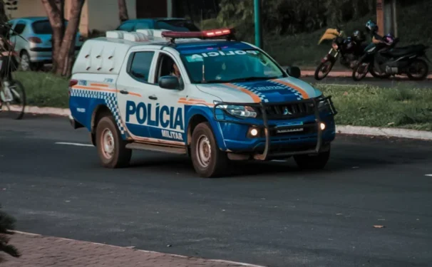 O suspeito foi autuado em flagrante na delegacia, por furto - Foto: Ascom 5º BPM