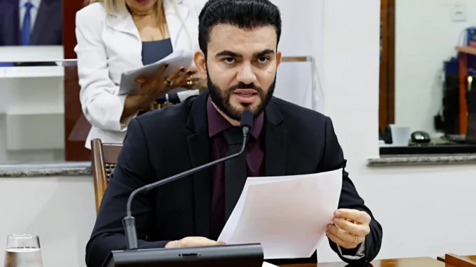 Deputado Leo Barbosa - foto Clayton Cristus