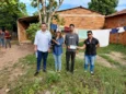 Equipe da Secretaria de Regularização Funidária realiza atendimento personalizado em cada residência - Foto Divulgação