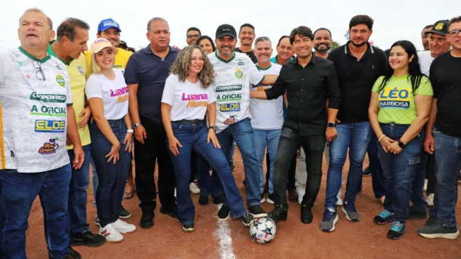 Governador Wanderlei Barbosa prestigiou a final da Copa do Craque em Gurupi, anunciando investimentos para o esporte tocantinense. Antonio Gonçalves/Governo do Tocantins