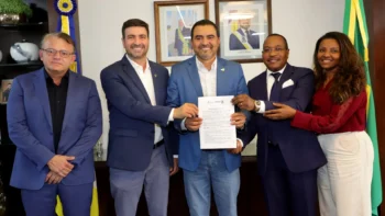 Governador Wanderlei Barbosa firma cooperação institucional com Tribunal de Contas de Angola para projetos de ensino, pesquisa e extensão. Crédito: Esequias Araujo/Governo do Tocantins