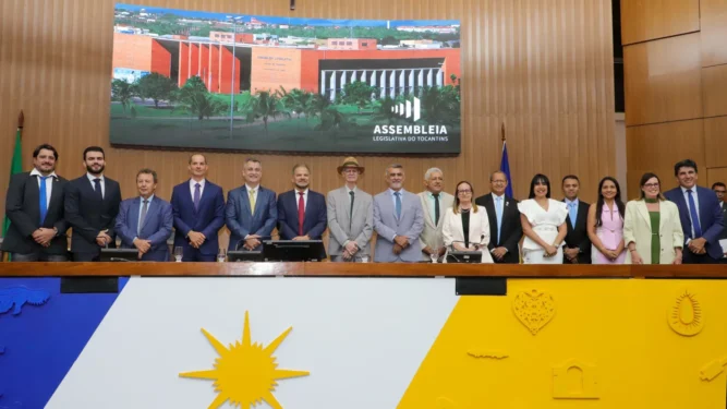 Autoridades dos três Poderes prestigiaram a solenidade que marcou o início da 4ª sessão da 10ª legislatura na Assembleia Legislativa do Tocantins;Foto: Antônio Gonçalves/Governo do Tocantins