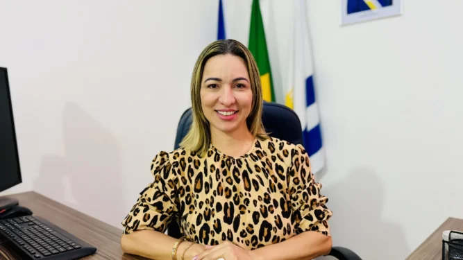 Formada em administração e pós-graduada em gestão pública, Raquel Borges assume a presidência da Jucetins - Foto: Philipe Ramos/Governo do Tocantins