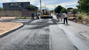 Serviços de recapeamento asfáltico avançam na Avenida Perimetral Norte - Foto Divulgação