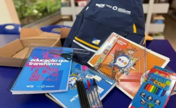 Os kits são compostos por cadernos, lápis, estojo, borracha, régua, duas caixas de lápis de cor, apontador, grafite, caneta, tesoura, transferidor, esquadro e mochila. - Foto: Seduc/Governo do Tocantins