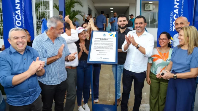 Governador Wanderlei Barbosa participou da entrega da reforma e ampliação da Escola Estadual Brasil, em Porto Nacional, e destacou os investimentos do Governo do Tocantins para fortalecer a infraestrutura e a qualidade da educação pública no estado