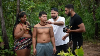Documentário "Da Aldeia a Universidade" promove reflexões sobre a jornada de dois indígenas da etnia Xerente no ensino superior - Divulgação