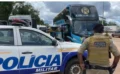 A mulher foi presa durante abordagem ao um ônibus na BR-153 - Foto: Ascom 2º BPM