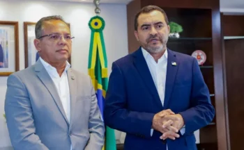 Secretário da Fazenda do Tocantins, Donizeth Silva, com o governador Wanderlei Barbosa (Foto: Esequias Araújo/Secom)