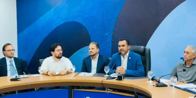 Governador Wanderlei Barbosa no Palácio Araguaia em coletiva de imprensa (Foto: Marco Antônio Gama)