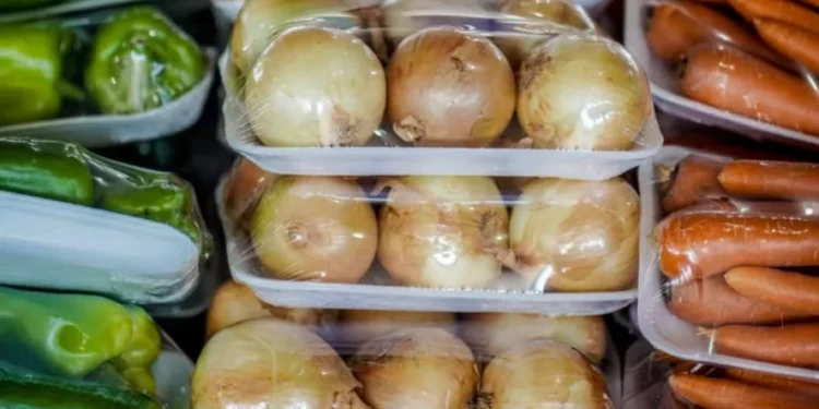 Cenoura e cebola tiveram as maiores valorizações no mês passado — Foto: Rafa Neddermeyer/Agência Brasil