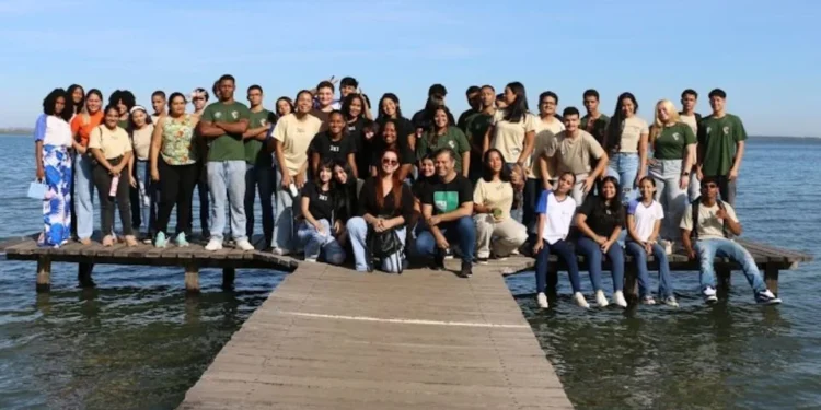 Píer da prainha do Câmpus de Palmas da UFT, ponto de partida do Tour no Câmpus, onde os estudantes são recepcionados para iniciar a experiência pela universidade.