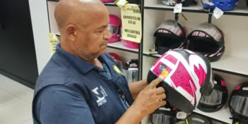 Capacete é equipamento de segurança regulamentado pelo Inmetro e exige certificação obrigatória. Fotos: Brenda Ramos/Governo do Tocantins