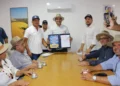 Governador Wanderlei Barbosa assina decreto que prevê diferimento do ICMS para aquisição de veículos movidos a gás natural. Esequias Araújo/Governo do Tocantins