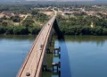 Ponte sobre o Rio Tocantins foi interditada preventivamente após identificação de problemas estruturais (Ascom Coapa)