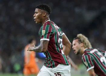 LUCAS MERÇON / FLUMINENSE F.C.
