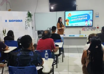 Formação continuada promove troca de experiências entre docentes da rede estadu