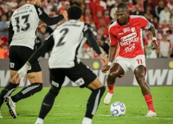 Reprodução / Instagram @santafe_oficial
