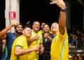Nesta sexta-feira, no Bar Rio, em Paraíso do Tocantins, Vanderlei Luxemburgo acompanha a segunda partida da Seleção Brasileira na Copa ao lado da população.