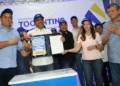 Durante a agenda em Recursolândia, o governador Wanderlei Barbosa autorizou o início do processo licitatório para pavimentação do trecho. Crédito: Ademir dos Anjos/Governo do Tocantins