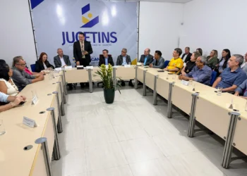 Cerimônia com presença de autoridades marca posse do presidente Sidney
 Barros na Jucetins - Foto: Philipe Ramos/Governo do Tocantins