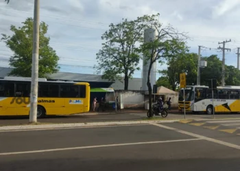 Ônibus vai sair da estação Xerente até a Feira do Aureny III