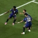 Matheus Cunha, do Brasil , comemora o segundo gol da equipe com Vinicius Junior e Lucas Paquetá — Foto: REUTERS/Jeenah Moon