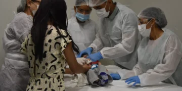 Equipe multiprofissional realiza atendimento semanal, contribuindo para mais segurança e qualidade de vida dos pacientes. - Luciana Barros / Governo do Tocantins