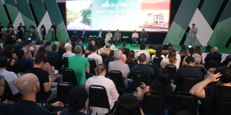 Conferência é voltada à inovação e ao empreendedorismo e ocorre em Manaus até quinta-feira, 2 - Foto: Divulgação Anprotec