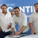 Governador Wanderlei Barbosa assina Ordem de Serviço e autoriza obras de pavimentação e drenagem na quadra 1007 Sul, em Palmas. Crédito: Ademir dos Anjos/Governo do Tocantins