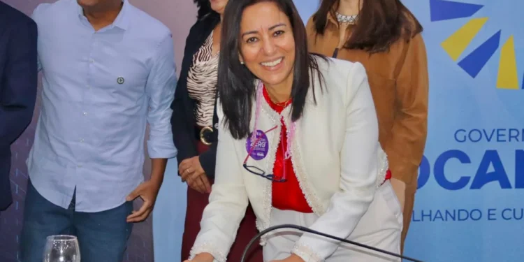 Durante a cerimônia, representantes das instituições assinaram a ata de constituição da Rede Estadual de Enfrentamento à Violência contra a Mulher, formalizando o compromisso de atuação integrada na prevenção e no enfrentamento à violência contra as mulheres e meninas no Tocantins. Antonio Gonçalves/Governo do Tocantins