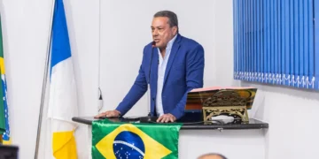 Vanderlei Luxemburgo reforça, em discurso institucional, a força de uma voz pública com alcance para defender o Tocantins.