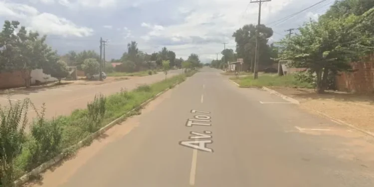 Segundo a PM, sinalização de parada obrigatória foi desrespeitada em cruzamento — Foto: Reprodução/Google Streets