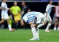 Messi se emociona com classificação da Argentina para as quartas de final da Copa (Foto: REUTERS/Carlos Barria)