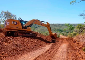 Recuperação das estradas vicinais avança na Serra do Lajeado, garantindo melhores condições de tráfego (Foto: Jr. Suzuki)