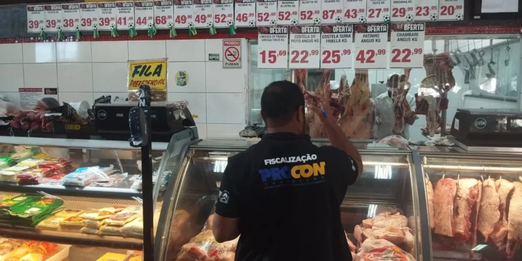O objetivo do levantamento é fornecer informações claras
para que a população possa comparar os valores e escolher estabelecimentos com preços mais acessíveis.
Foto:
Procon/Governo do Tocantins